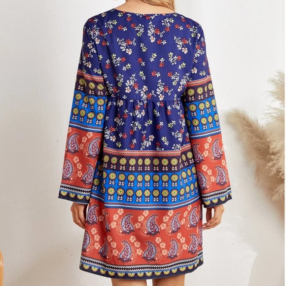 Tie Neck Floral Print Smock Dress - Picture 3 of 5